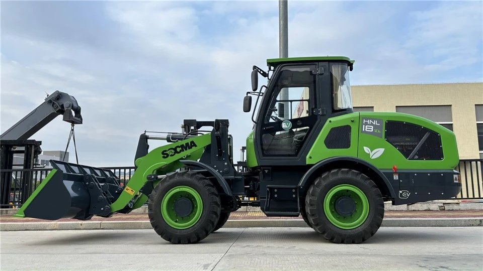 1.8 Ton Electric Mini Loader 4x4 Wheel Drive