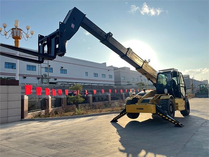 SOCMA 4t Telehandler 17m Lifting Height