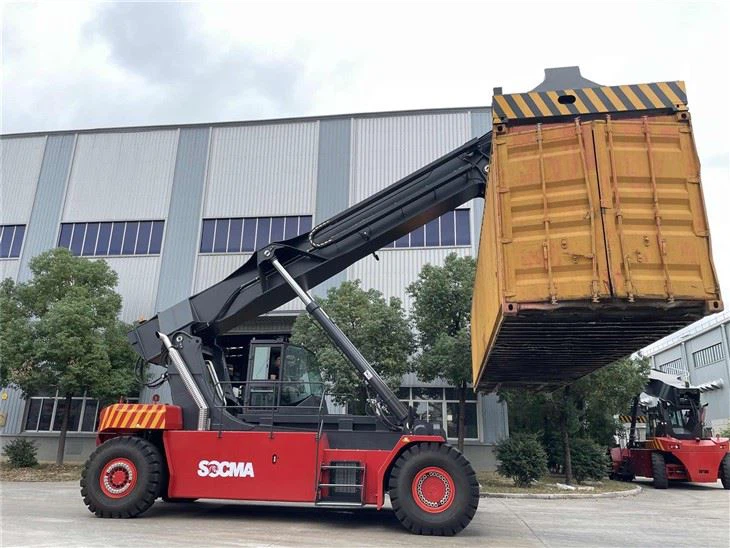 HNRS4545S 45ton Diesel Reach Stacker For Loaded Containers